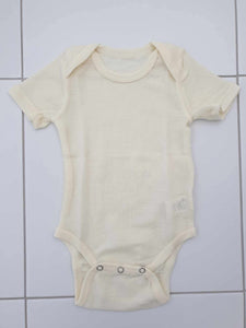 Fina Merino 100% Extra Fine Merino Short Sleeve Bodysuit Vanilla